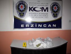 2 kilo 861 gram esrar ele geçirildi